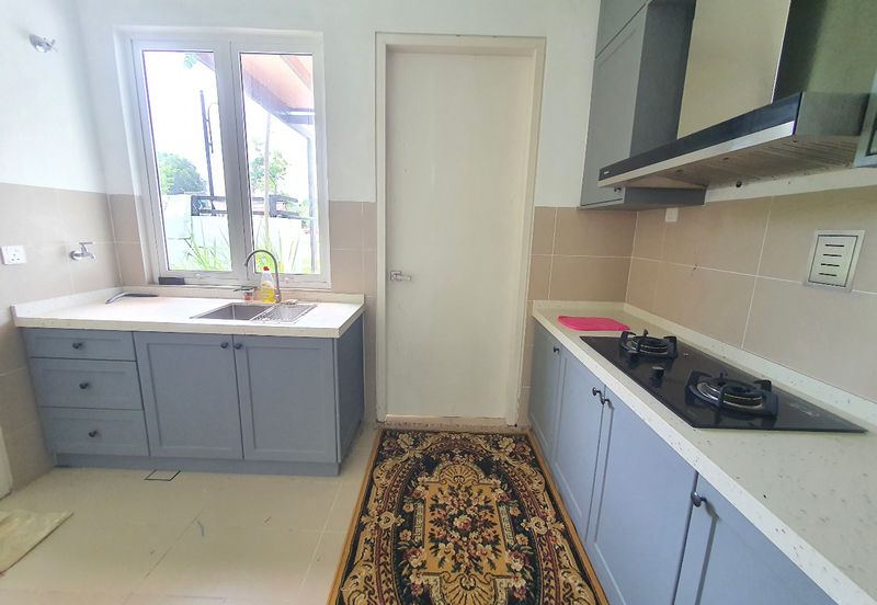 Duta Villa, Presint 14