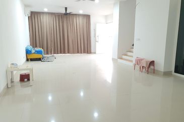 Duta Villa, Presint 14