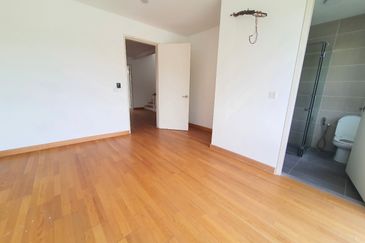 Duta Villa, Presint 14