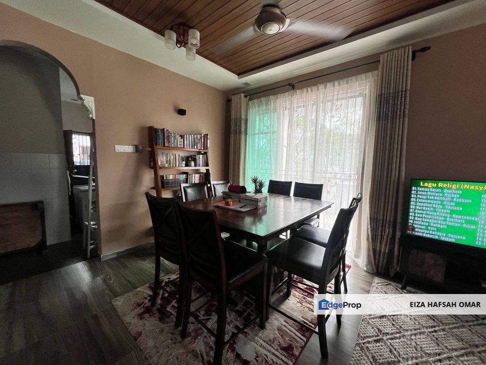 End Lot Double Storey Jalan Makyong For Sale , Selangor, Klang