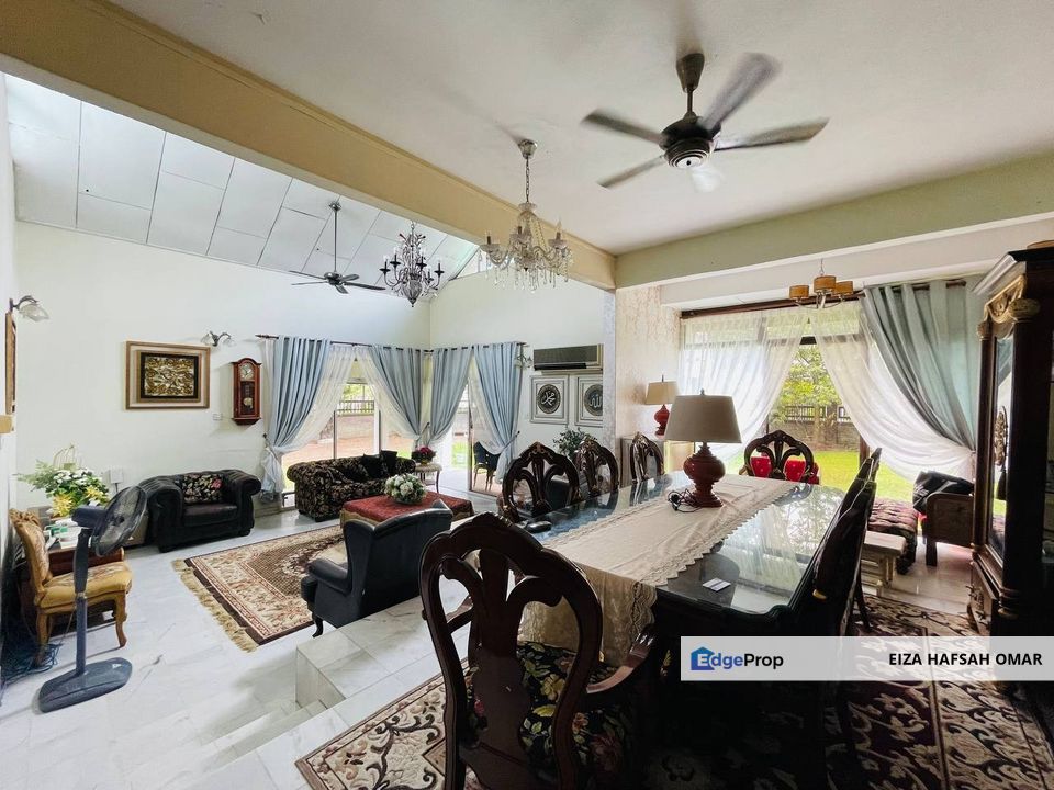 Corner Lot Double Storey For Sale , Selangor, Petaling Jaya