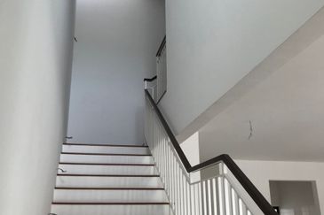 Cradleton @ Eco Majestic