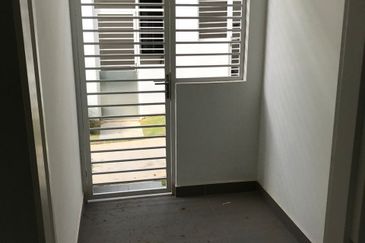 Cradleton @ Eco Majestic