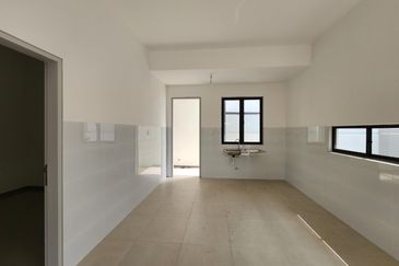 Casablanca 1 @ Alam Impian