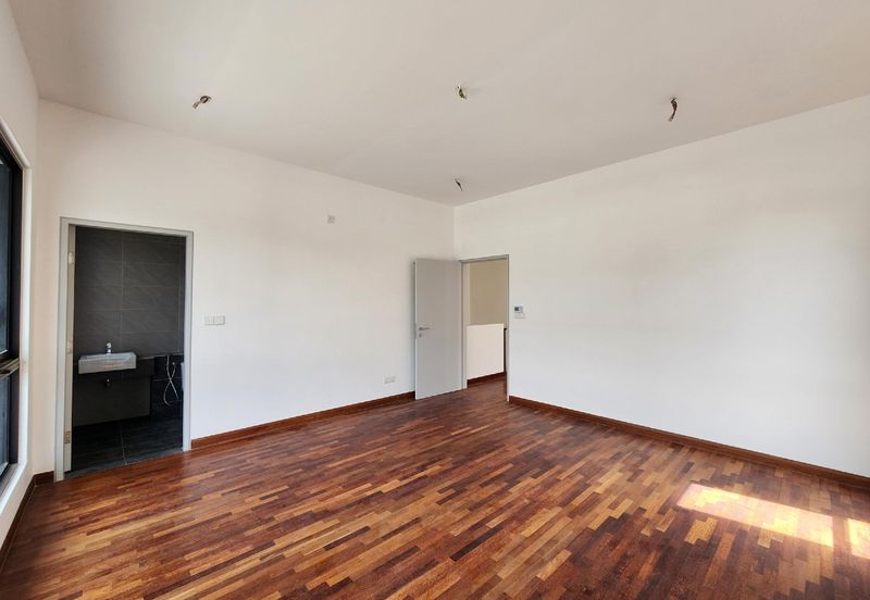 Casablanca 1 @ Alam Impian