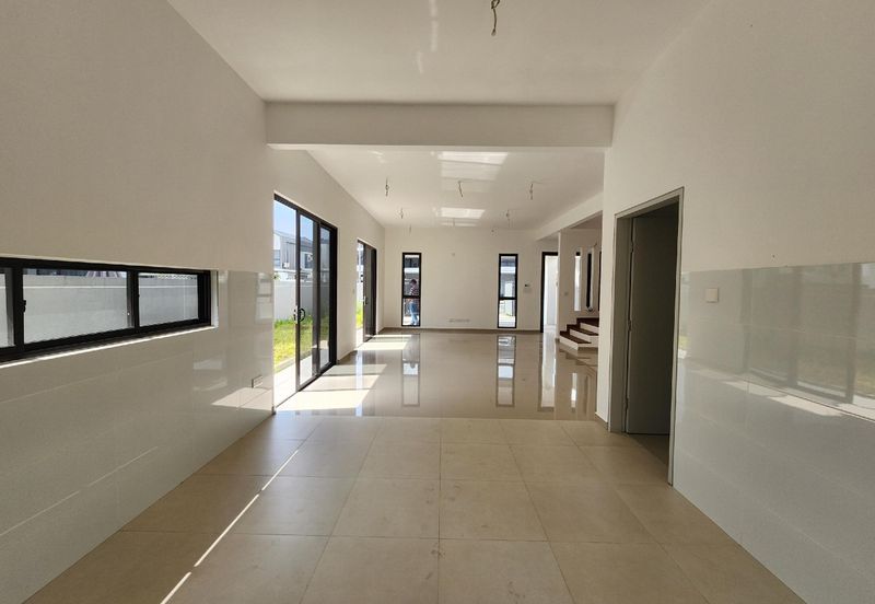 Casablanca 1 @ Alam Impian