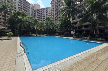 Bayu Tasik Condominium