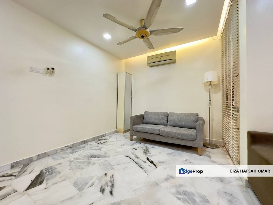 Usj 22 USJ Subang Renovated Partially Furnished & Spacious Double Storey For Sale , Selangor, USJ