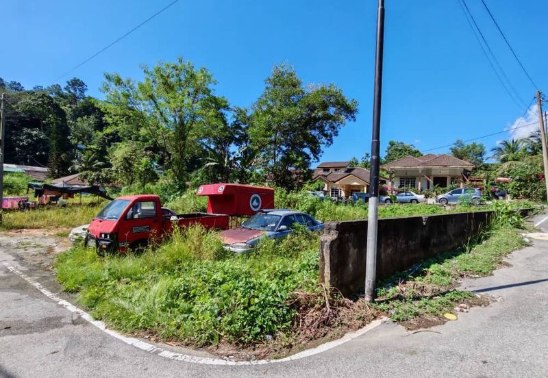 Jalan Felcra Semungkis Batu 14