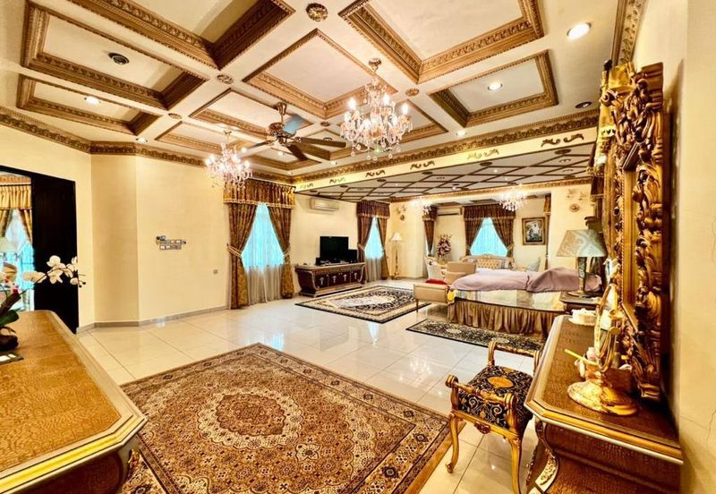 Jalan Warisan Setia 5/9