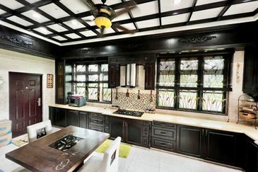 Jalan Warisan Setia 5/9