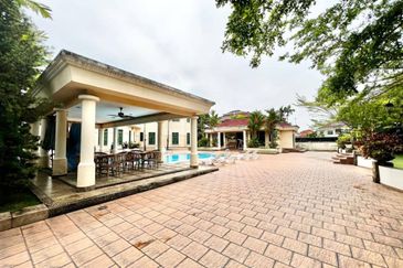 Jalan Warisan Setia 5/9