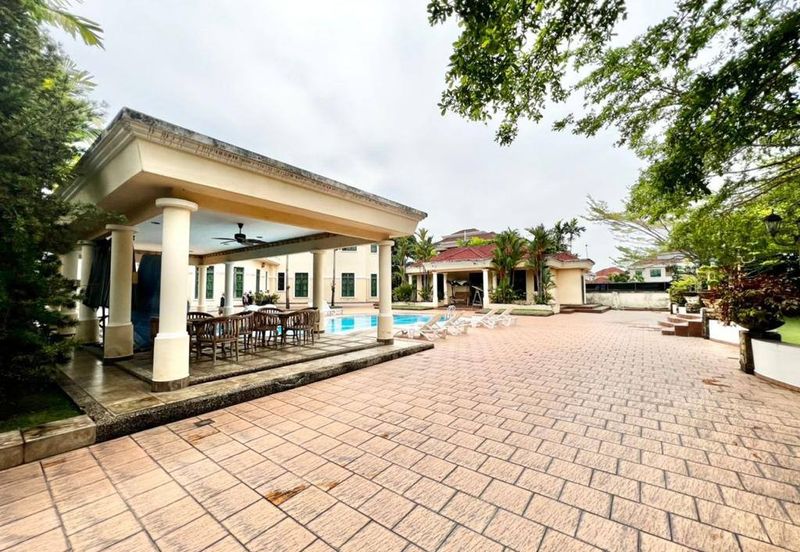 Jalan Warisan Setia 5/9