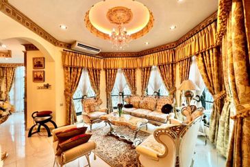 Jalan Warisan Setia 5/9