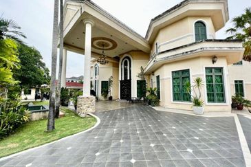 Jalan Warisan Setia 5/9