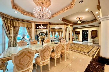 Jalan Warisan Setia 5/9