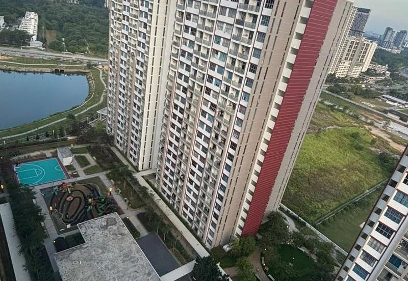 PR1MA Lakefront Homes