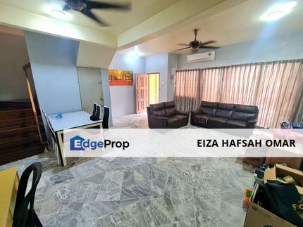 Lestari Perdana Seri Kembangan Good Location Backyard Extra Land 10ft 2 Storey For Sale , Selangor, Seri Kembangan