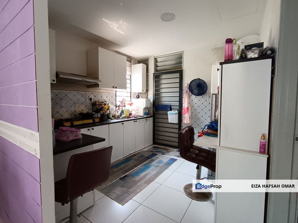 Bandar Tasik Kesuma Semenyih End Lot Double Storey ( Camelia Residence) For sale , Selangor, Semenyih