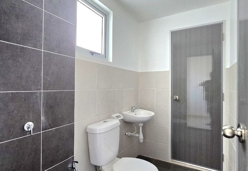 Bandar Baru Salak Tinggi