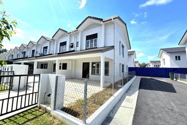 Bandar Baru Salak Tinggi