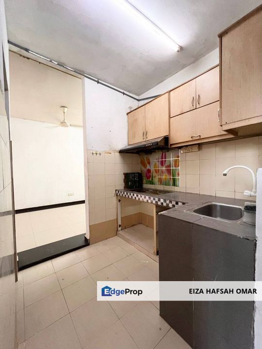 Pangsapuri Enggang Bandar Kinrara Puchong GOOD LOCATION CORNER UNIT MURAH FOR SALE , Selangor, Bandar Kinrara Puchong