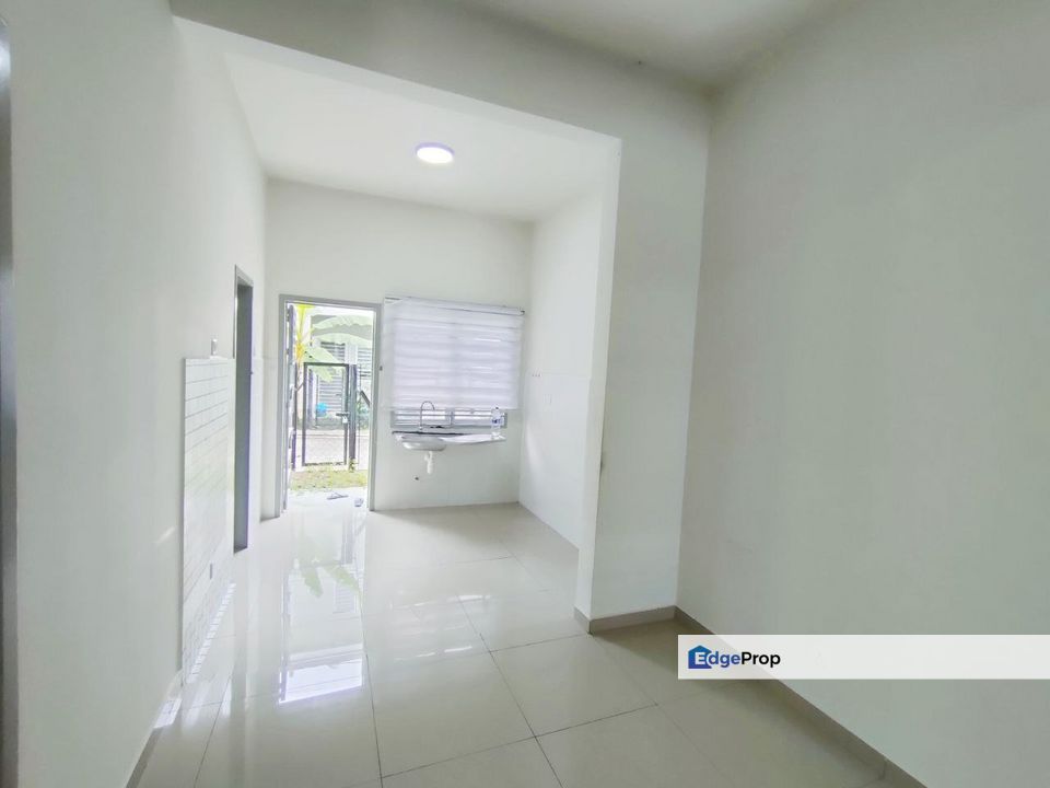 Taman Salak Perdana Sepang Bandar Baru Salak Tinggi Booking Low Double Storey Terrace For Sale , Selangor, Sepang