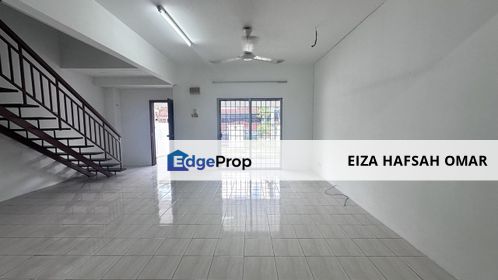 Jalan SP7 Bandar Saujana Putra Jenjarom NEWLY PAINTED Double Storey Terrace For Sale , Selangor, Jenjarom