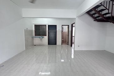 Jalan SP 7 @ Bandar Saujana Putra