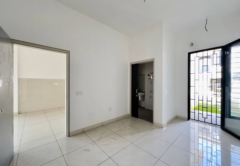 Elmina Green Three @ City of Elmina