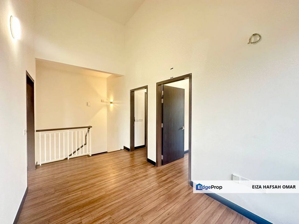 LYRA Bandar Bukit Raja Klang END LOT TERMURAH FOR SALE , Selangor, Bandar Bukit Raja