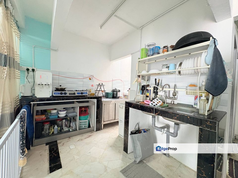 Double Storey cluster house Jalan Rotan Semut Seksyen 18 Shah Alam, Selangor, Shah Alam