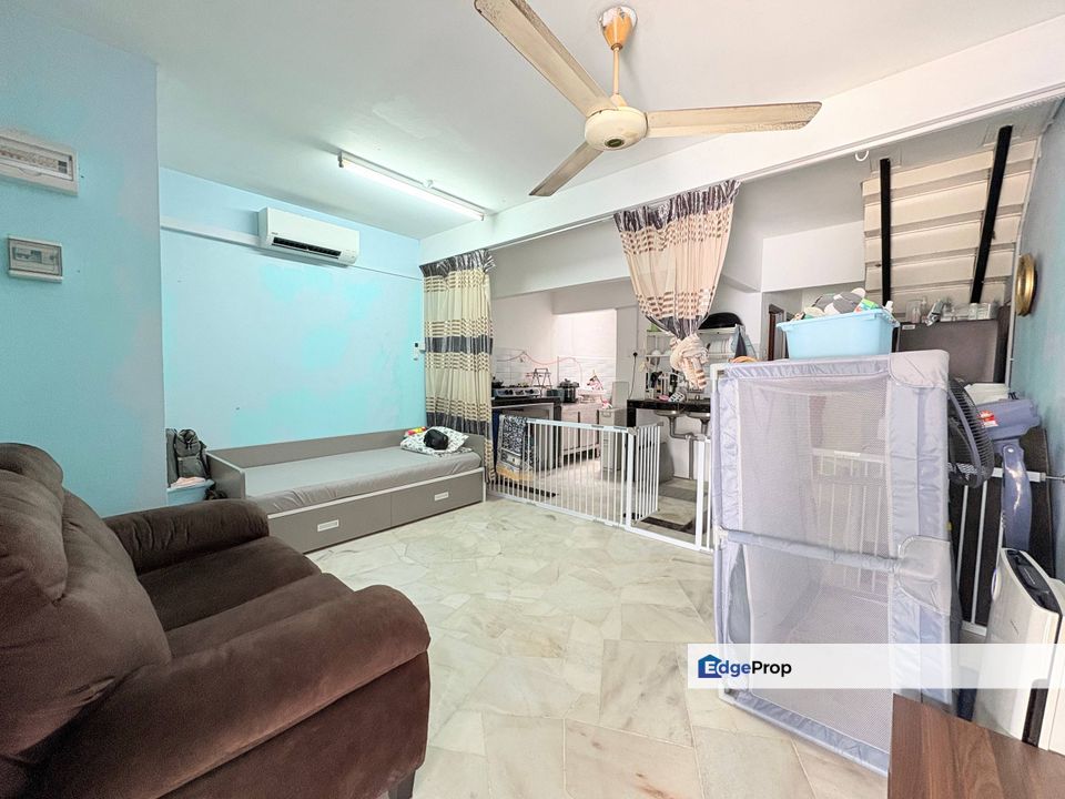 Double Storey cluster house Jalan Rotan Semut Seksyen 18 Shah Alam, Selangor, Shah Alam