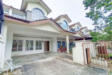 Taman Seroja, Bandar Baru Salak Tinggi