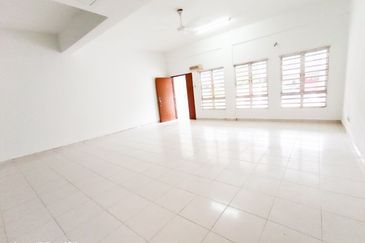 Taman Seroja, Bandar Baru Salak Tinggi