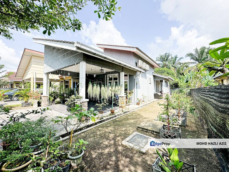 SEMI-D Single Storey RENOVATED, Taman Sri Dagang 1, Bukit Changgang, Banting Selangor. Jalan Dengkil - Banting, Selangor, Banting