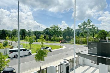 Frossa @ Setia Ecohill 2