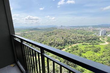 Brand New Residensi Mutiara Kajang 2 ( 2 Lot Parking )