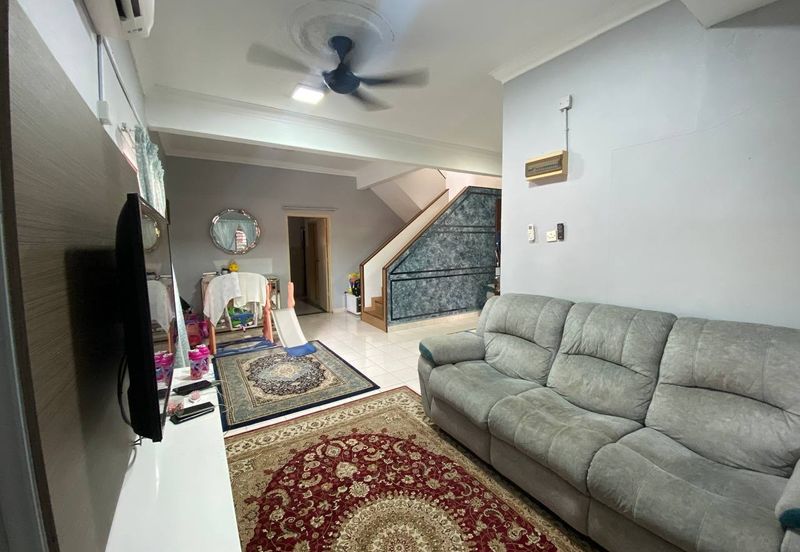 Corner Lot, Double Storey Terrace, Taman Desaria, Nilai, Negeri Sembilan