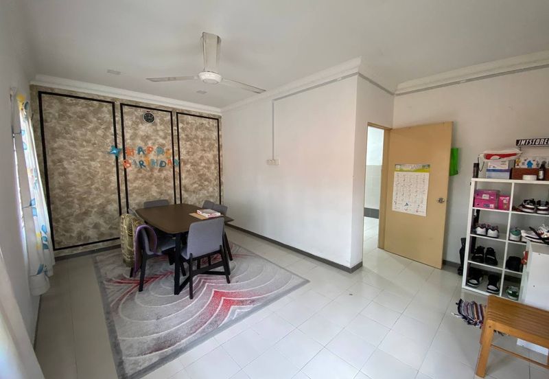 Corner Lot, Double Storey Terrace, Taman Desaria, Nilai, Negeri Sembilan