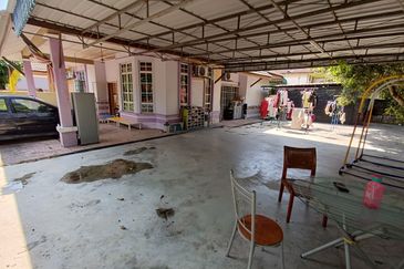 Corner Lot Facing Open  Single Storey Semi-D Fressia Homes Desa Jati Putra Nilai Negeri Sembilan DK