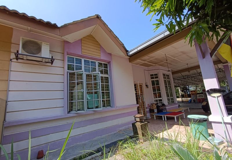 Corner Lot Facing Open  Single Storey Semi-D Fressia Homes Desa Jati Putra Nilai Negeri Sembilan DK