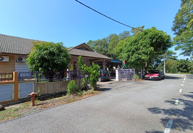 Corner Lot Facing Open  Single Storey Semi-D Fressia Homes Desa Jati Putra Nilai Negeri Sembilan DK