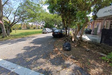 Corner Lot Facing Open  Single Storey Semi-D Fressia Homes Desa Jati Putra Nilai Negeri Sembilan DK