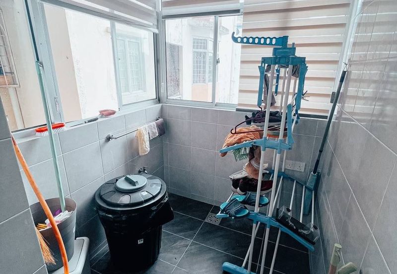 Pangsapuri Mawar Sari