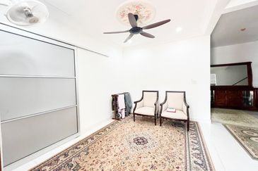 Perdana Lakeview East