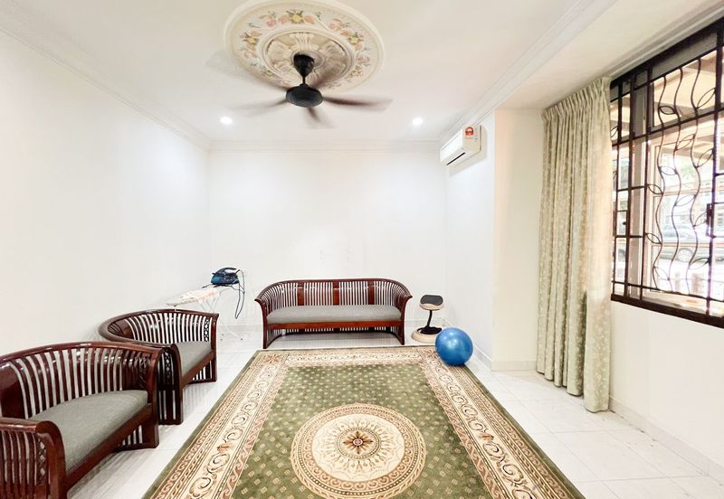 Perdana Lakeview East