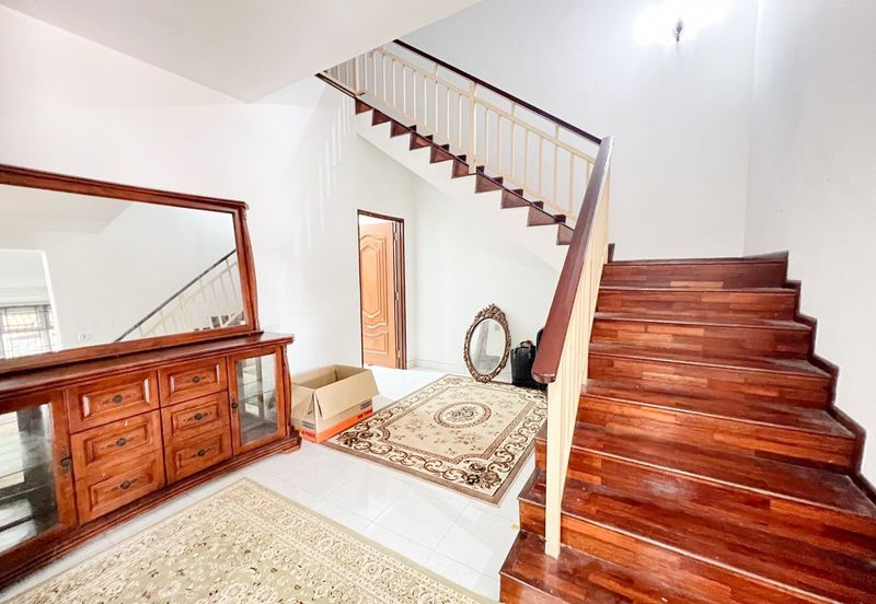 Perdana Lakeview East