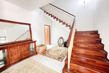 Perdana Lakeview East