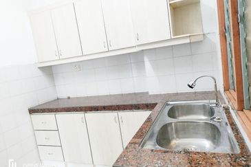 Menara Jade (Jade Tower), Taman Bukit Indah